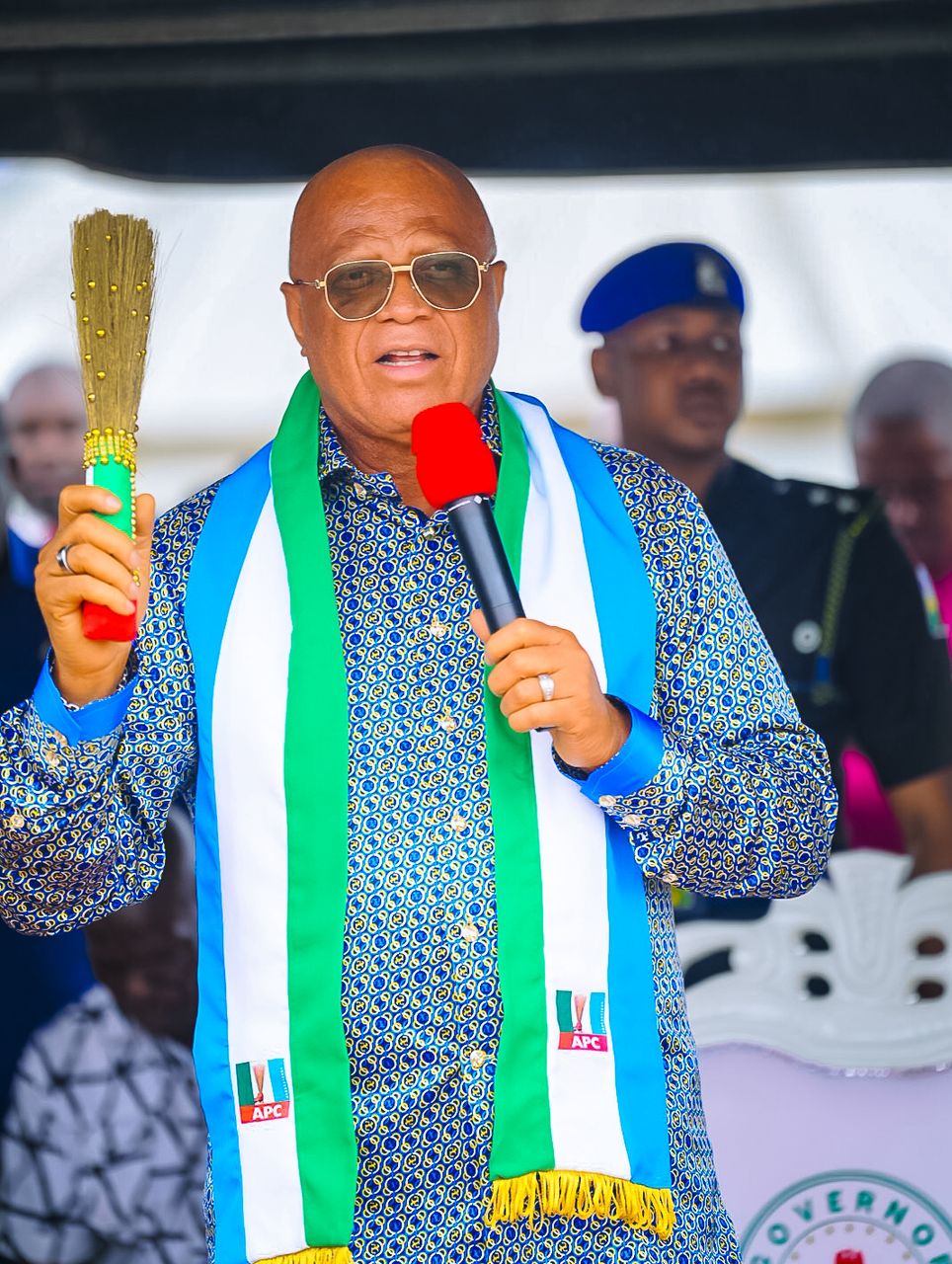Akwa Ibom Governor Kicks Off APC Membership Registration