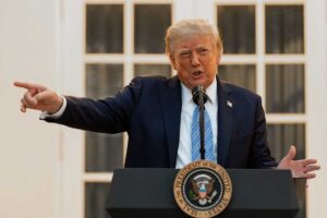 Trump Signals US Will Prioritise AI Race Over New Global Curbs