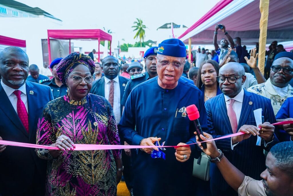 2027: Governor Eno Pledges to Separate Politics From Governance as He Commissions Signature Bank in Uyo